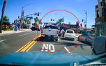 فیلم درگیری هولناک 2 راننده عصبانی در وسط خیابان در روز روشن / ببینید